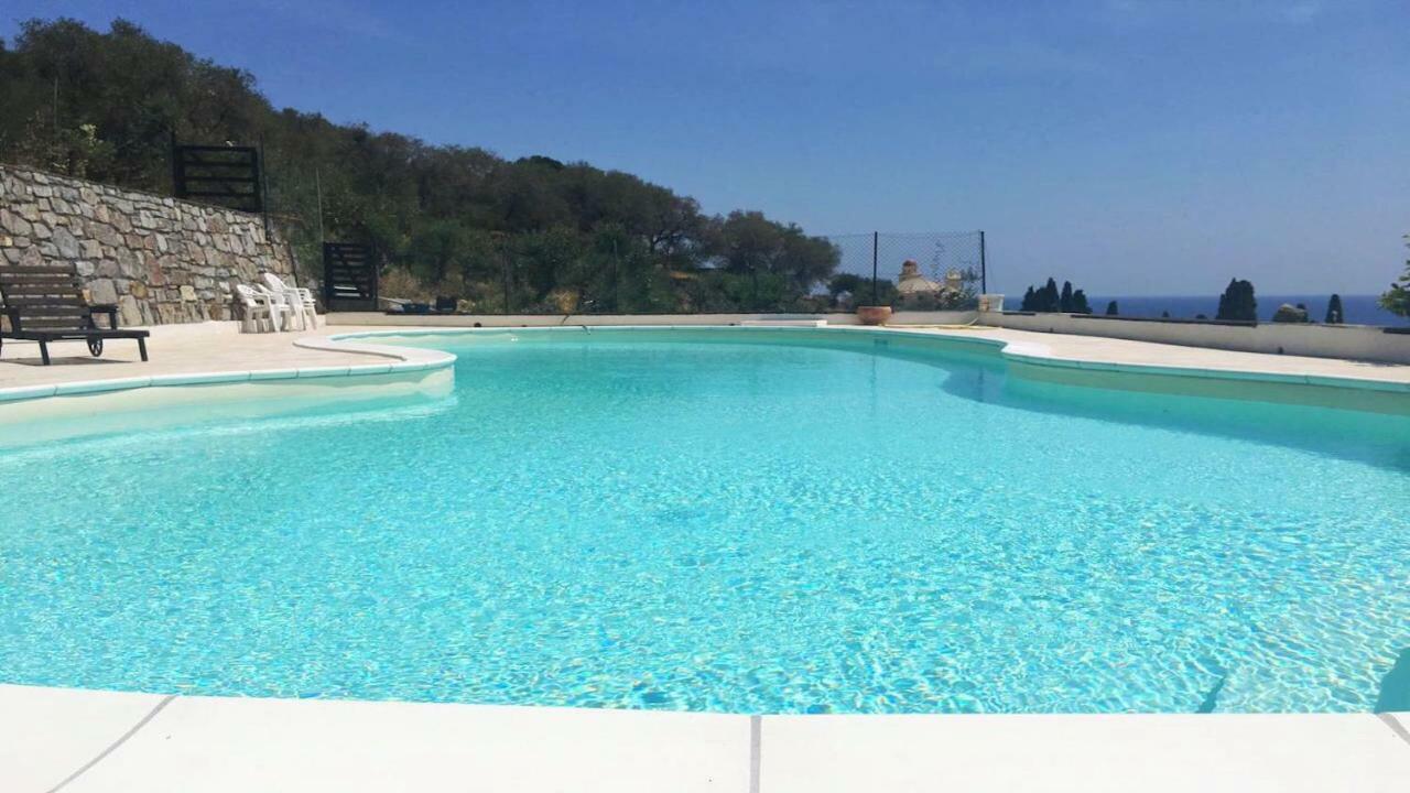 Ue Marin Villa Cervo Eksteriør billede